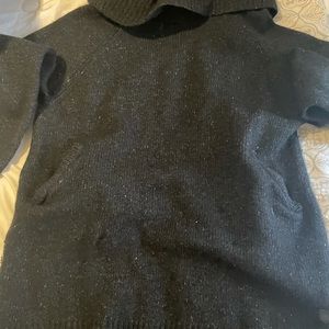 Black womens sweater size small